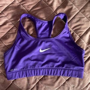 Sports bra